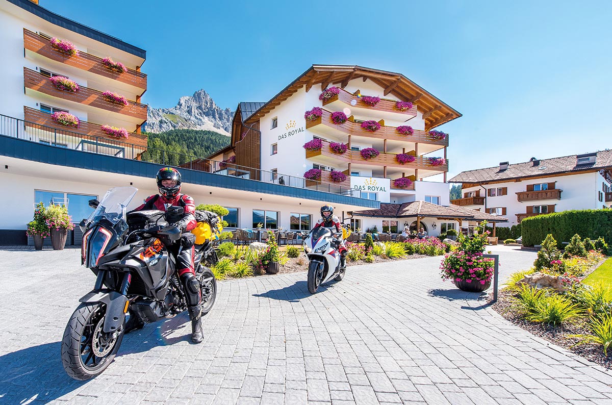 Motorradhotel Royal In Obereggen Dolomiten